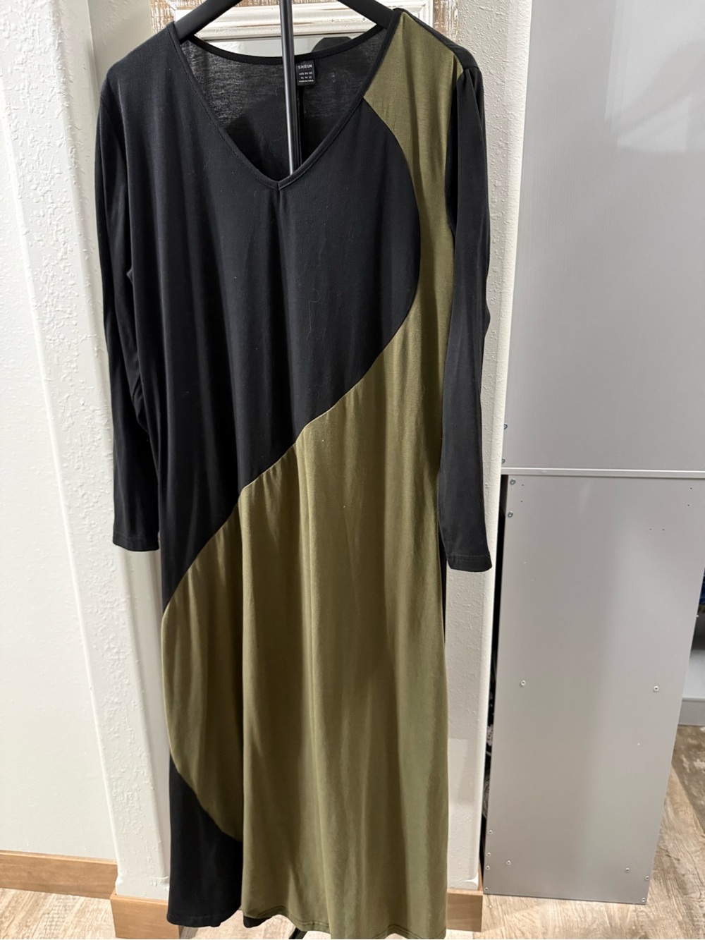 SHEIN Black and Olive Long-Sleeve Colorblock Maxi Dress